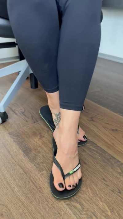 Distracted by the perfect office fit? My toes in these flips have you mesmerized