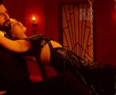 kiara advani seducing