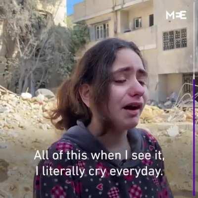 &quot;It's not fair&quot; - A 10-year-old Palestinian girl breaks down while talking to MEE