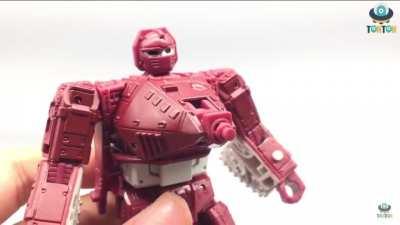 TiT (footage from Tonton’s review of the new Warpath figure)