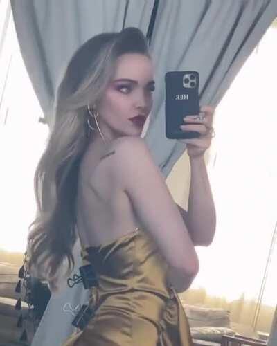 Sexy Dove Cameron