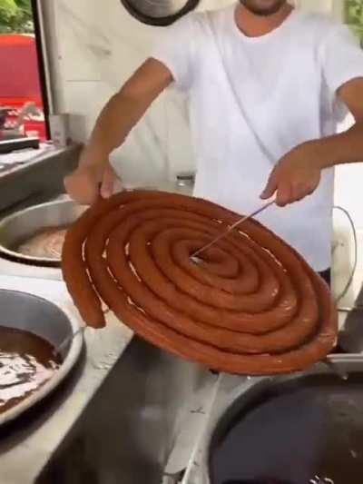 Making tulumba in Turkey