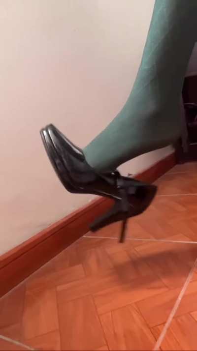 GirlsFeetPics