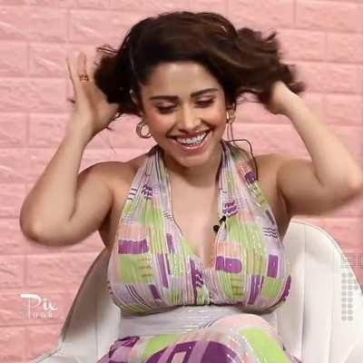 She is a goat Nusrat bharucha armpit 💦💦👅🍊🥒🍊