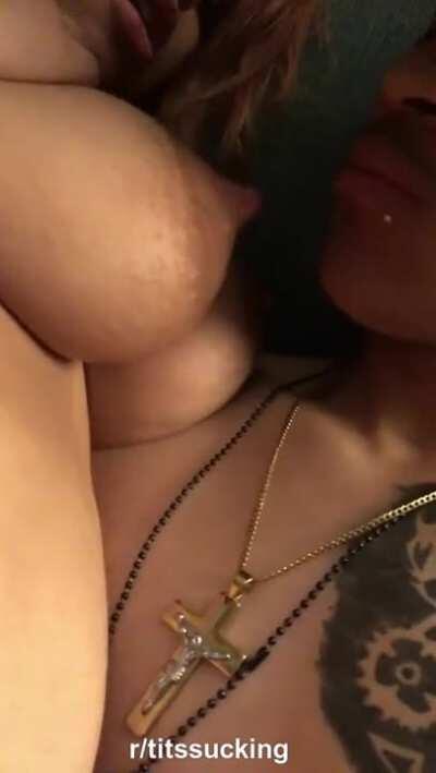 Reddit sucking tits