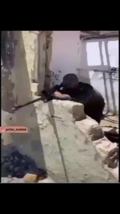 How to distract a sniper in Syria