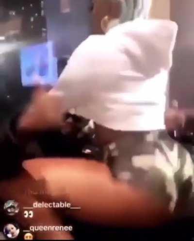 upvote if u would let Megan thee stallion give u a lap dance🤌🏼👀