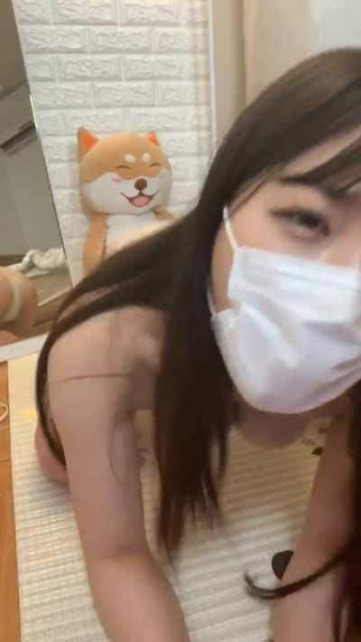 Korean cam girl (topless)