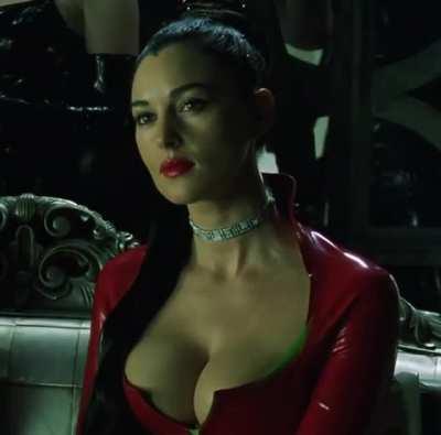 Monica Bellucci - Matrix Reloaded