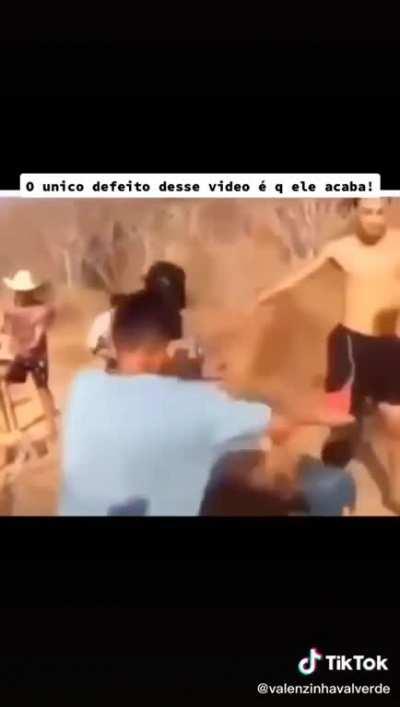 Eis que fazem um tik tok no deserto