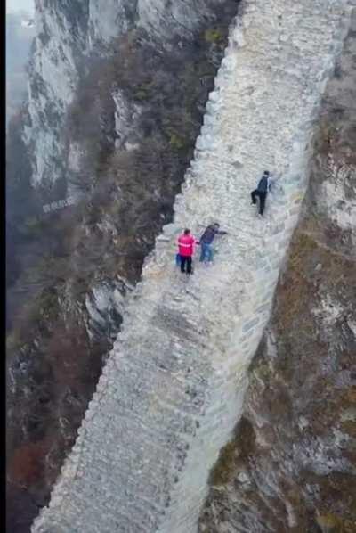 A steep segment of the Great Wall