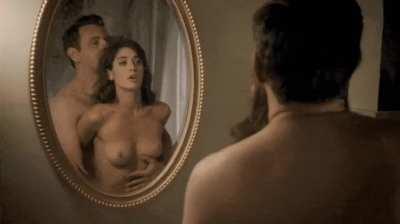 Lizzy Caplan in Masters of Sex