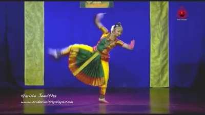 Shankara Sri Giri Keerthanam, a classical Carnatic song in Bharatnatyam style originating from the state of Tamil Nadu, India. Performed by Hrinie Jeevitha, a classically trained dancer. (full video in comments)