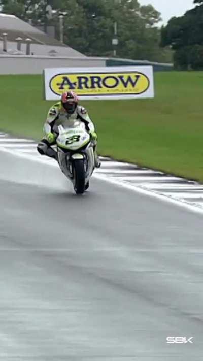 One of the most iconic laps ever seen at Donnington, Ryuichi Kiyonari 2008 he didn't walk on water he Danced