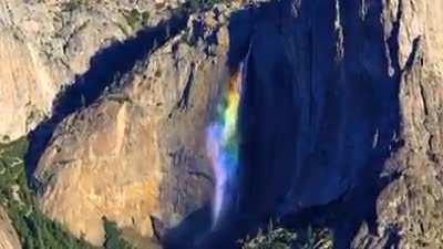 🔥 2,400' rainbow waterfall in Yosemite National Park