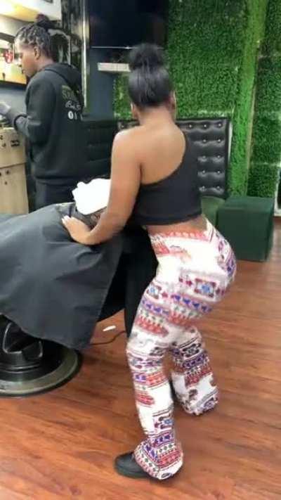 barber shop 🍑