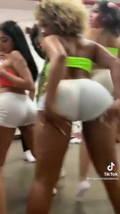 WHOLE LOTTA ASS