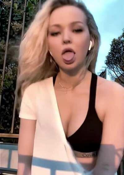 Dove Cameron