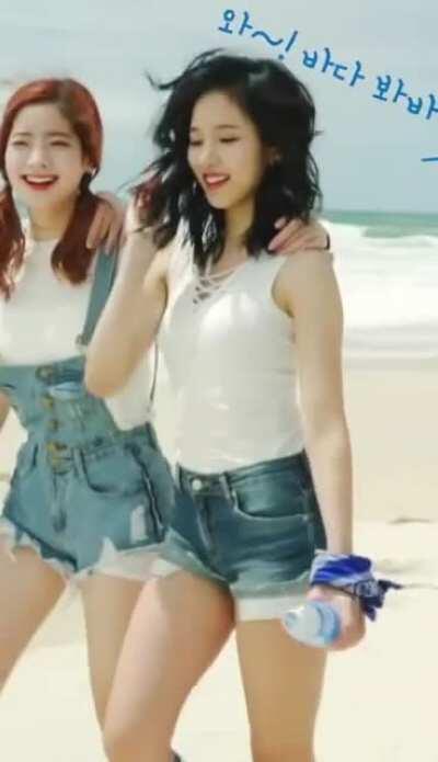 Summer girl Mina (ft. Dahyun)