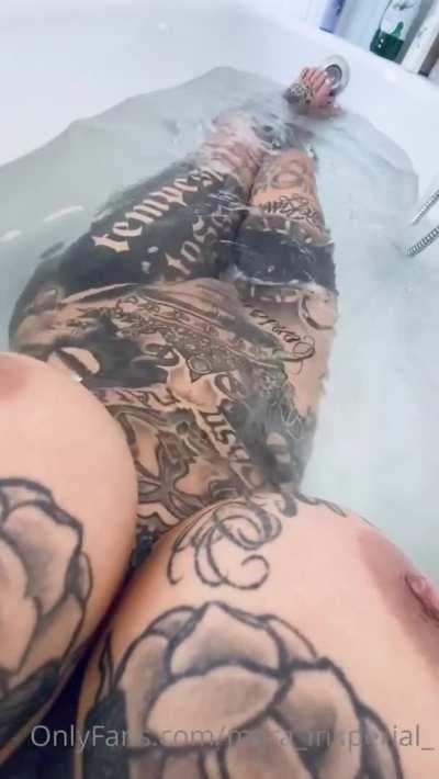 Mara Inkperial Onlyfans Naked Bath-Time