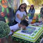 HMF while I ruin this kids birthday.