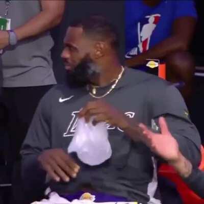 LeBron casually pulls ice out of his pants