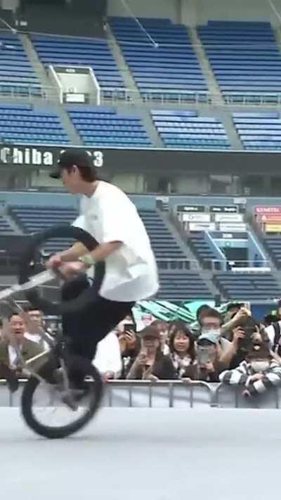 Flatland BMX rider Yu Katagiri's gold medal run at X Games Japan 2023