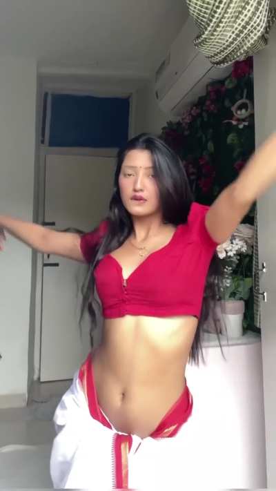 Tanishka Chauhan sexy navel