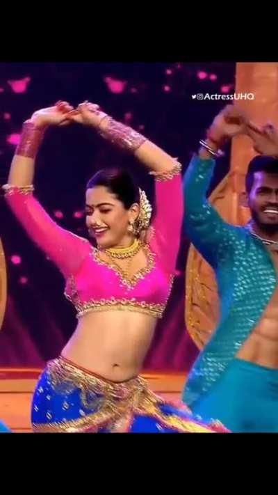 Slut Rashmika And Her Sexy Hot Navel Is Raising My Oggy 🍌💦