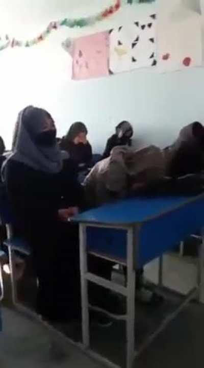 Afghanistan: All the female students started crying as soon as the college lecturer announced that female students would not be permitted to attend college due to the Taliban government