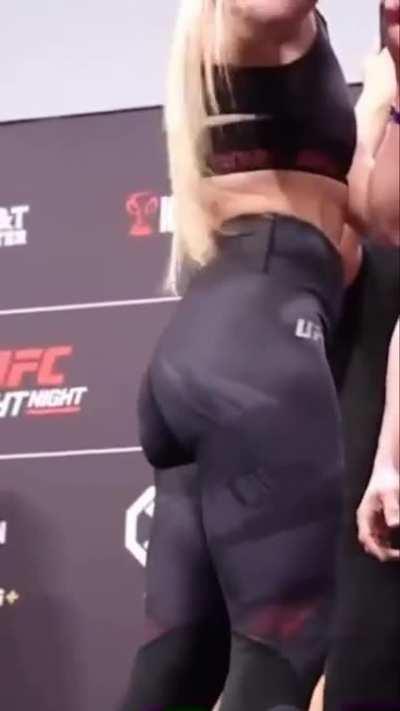 HollyHolm