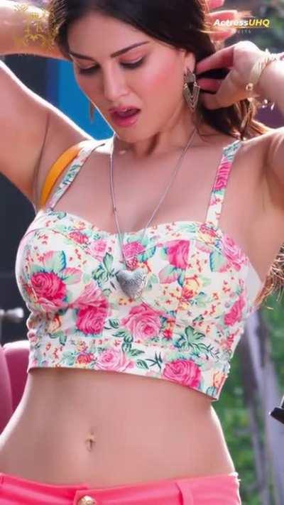 Sunny Leone ð