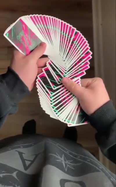 Very smooth card shuffling.