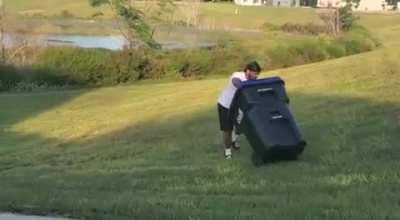 Florida man catches crocodile with a trash can