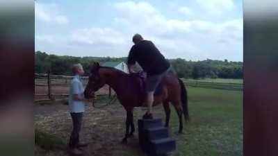 How to properly mount a horse!