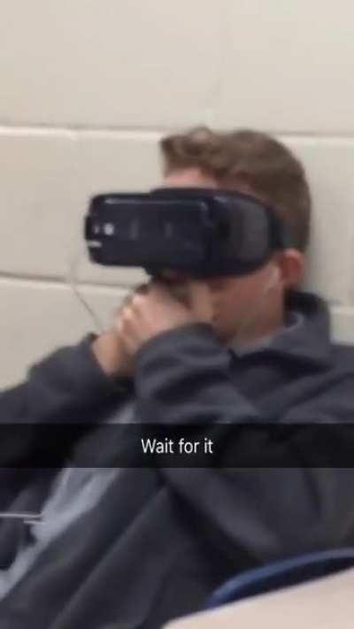 WCGW playing a VR horror game in the middle of class