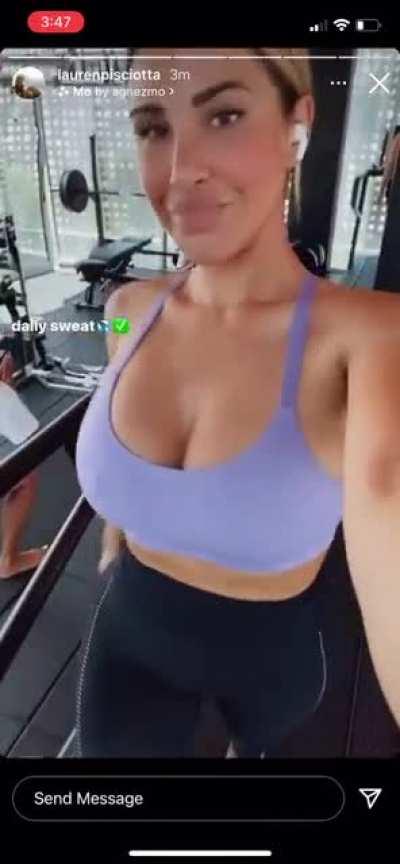 Titties bouncing on the treadmill