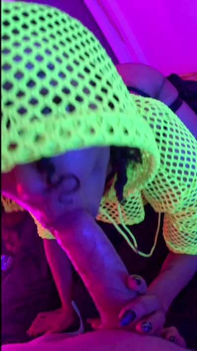 hot bj in a glowing outfit