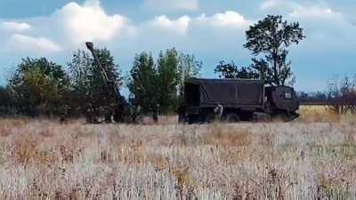 Ukrainian M777 team working in Eastern Ukraine.