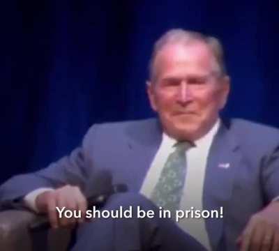 Iraq war veteran confronts George W. Bush