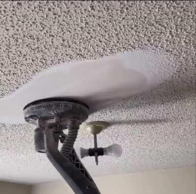 Removing texture from the ceiling