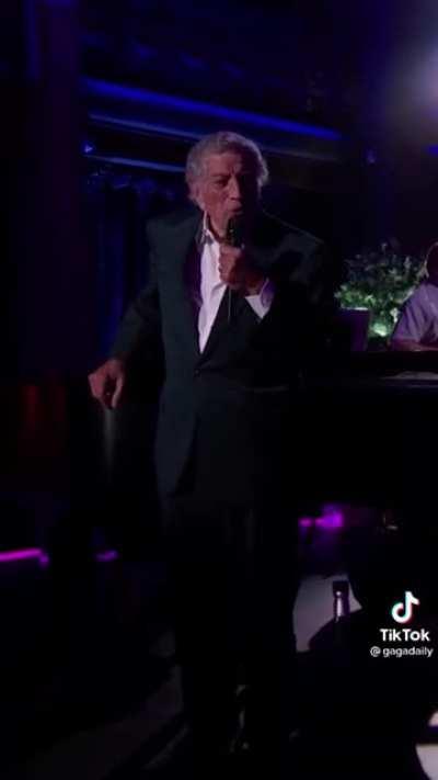 Tony Bennett, with help from Lady Gaga, escapes the grip of Alzheimer’s long enough to belt “Fly Me to the Moon.” Happy Human Holiday season!