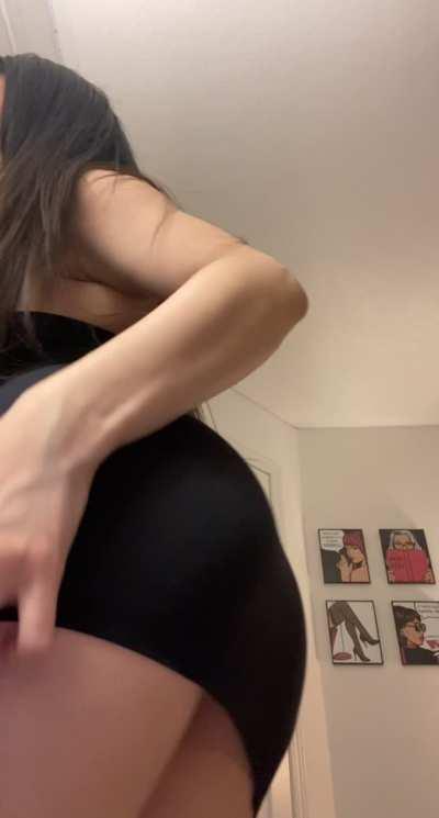 A little reveal for you in my little black dress ;)