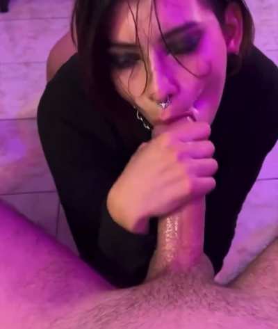 Sexy goth blowjob 