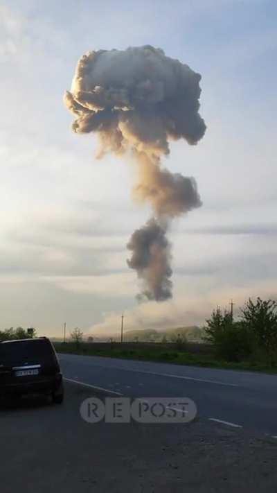 Enormous explosion in Ukraine, exact location and time unknown