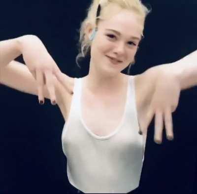 Elle Fanning