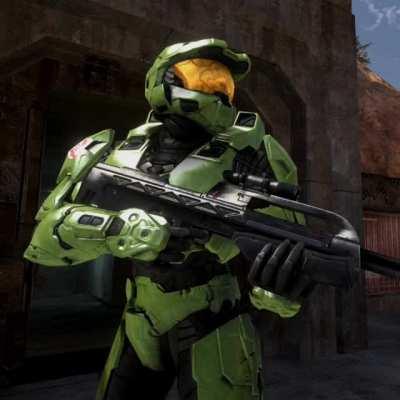 Master Chief Reacts to Season 5 Armor