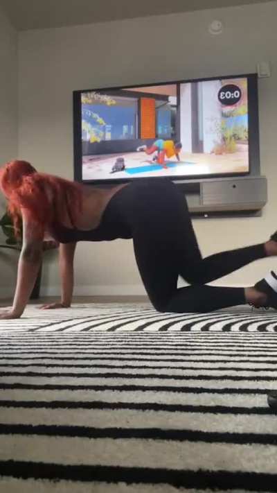 Mizz Twerksum (@livemizztwerksum)