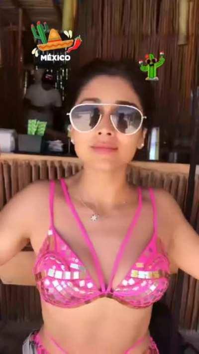 Shriya Saran 💦💦💦