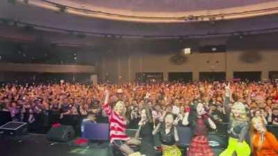 Dreamcatcher - LA Crowd Selfie Video (230321 DC Twitter)